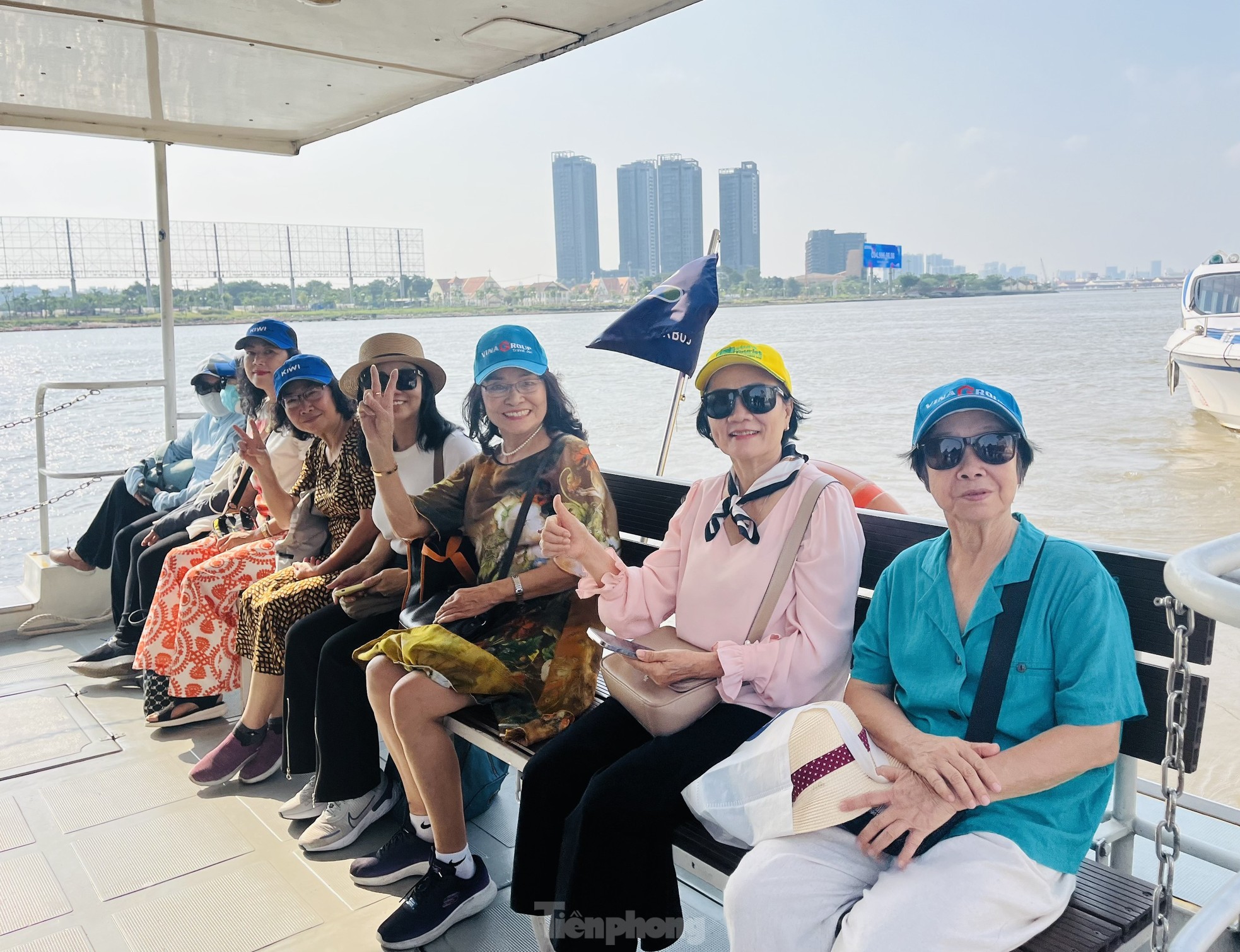 Tour du lịch ‘chữa lành’ đầu tiên ở TPHCM có gì? ảnh 1