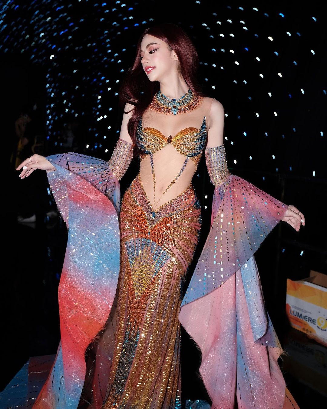Á hậu gốc Việt gây chú ý ở show tuyển chọn thần tượng ảnh 21
