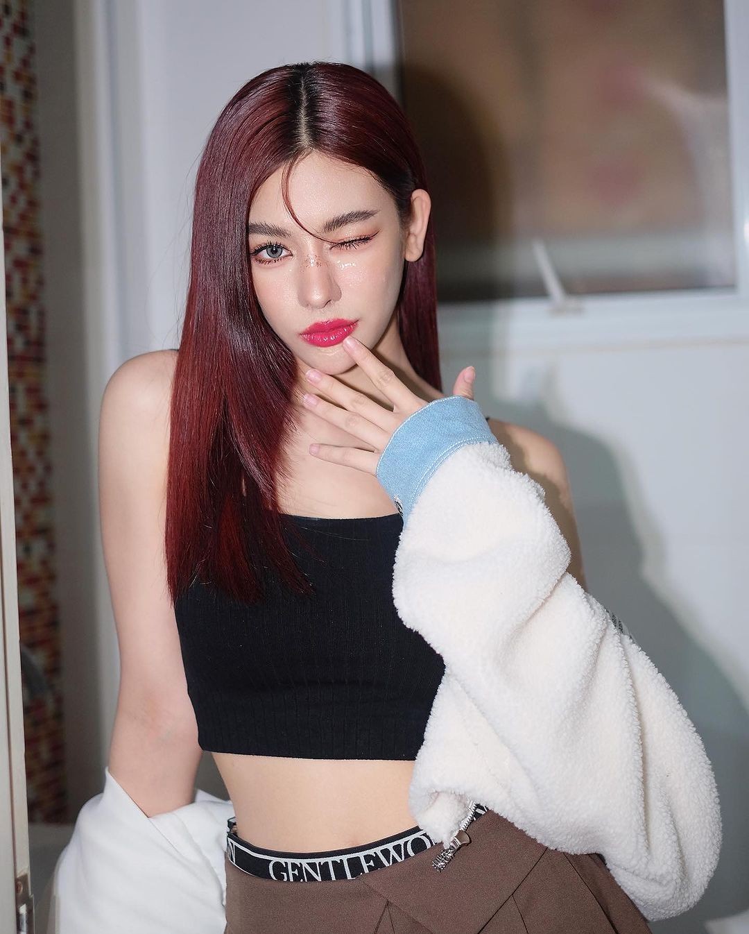 Á hậu gốc Việt gây chú ý ở show tuyển chọn thần tượng ảnh 17