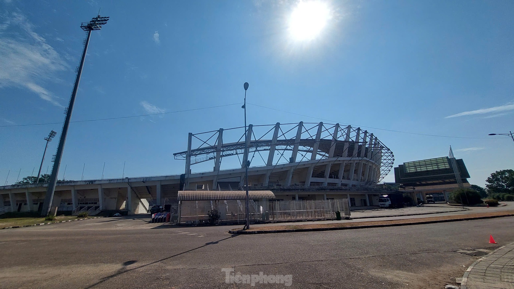 Cận cảnh New Laos National Stadium, nơi diễn ra trận ra quân ASEAN Cup 2024 của đội tuyển Việt Nam ảnh 3