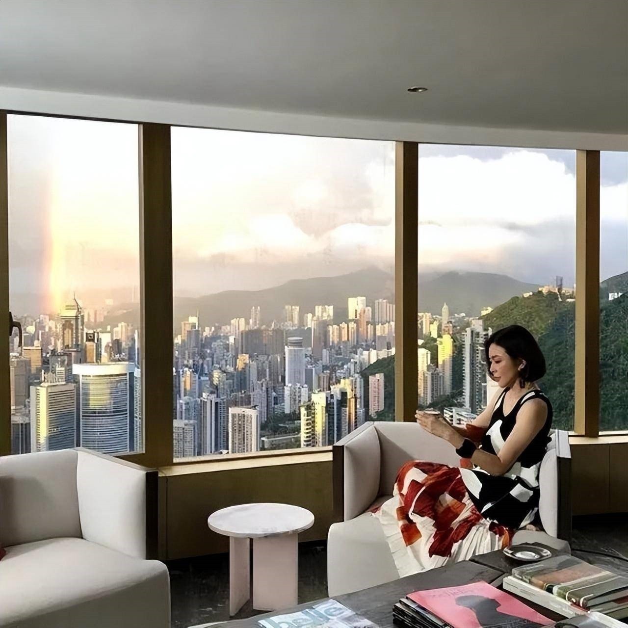 Dinh thự siêu cao cấp của dàn sao Hong Kong ảnh 18