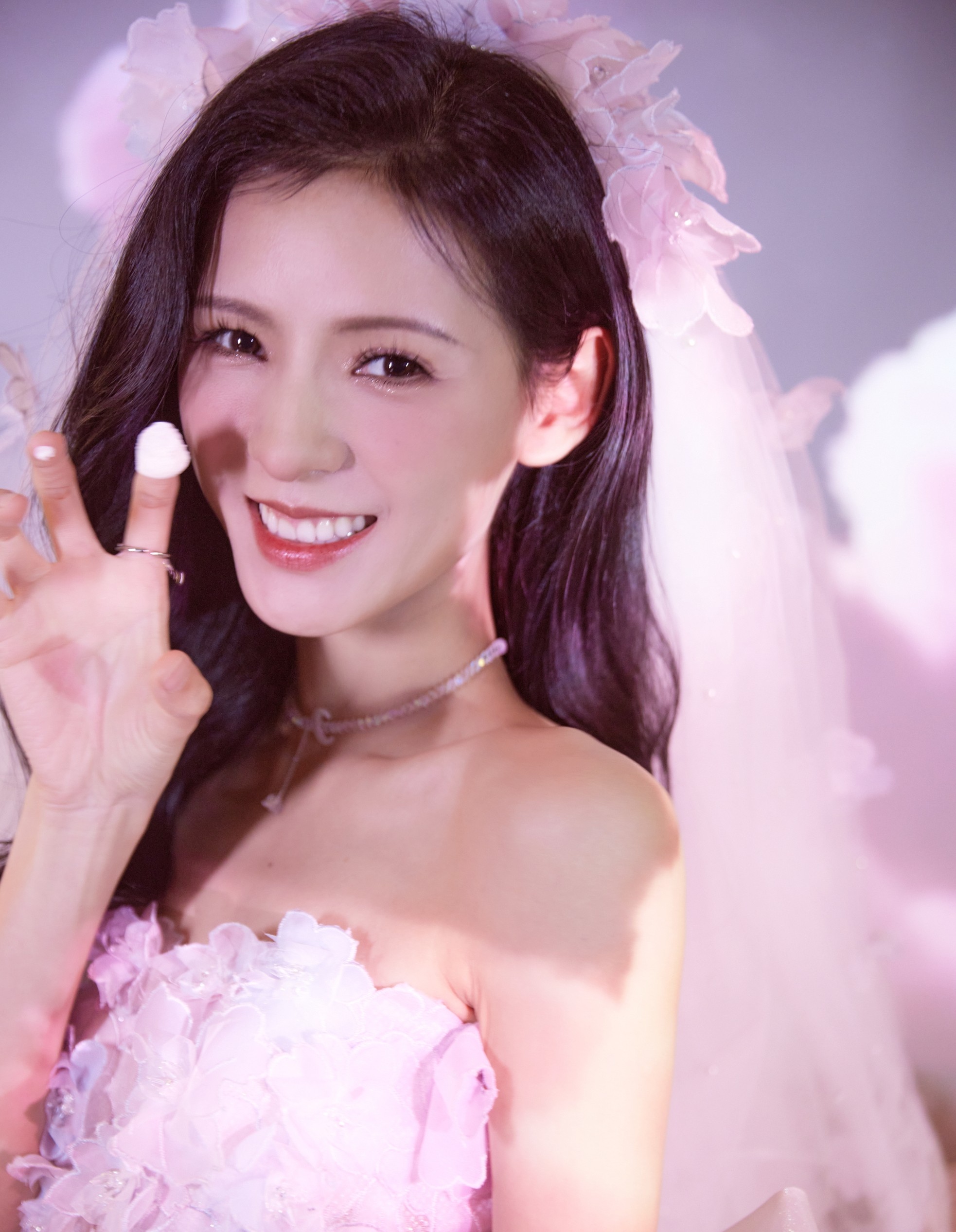 Búp bê màn ảnh Trung Quốc khiến khán giả sợ hãi ảnh 9