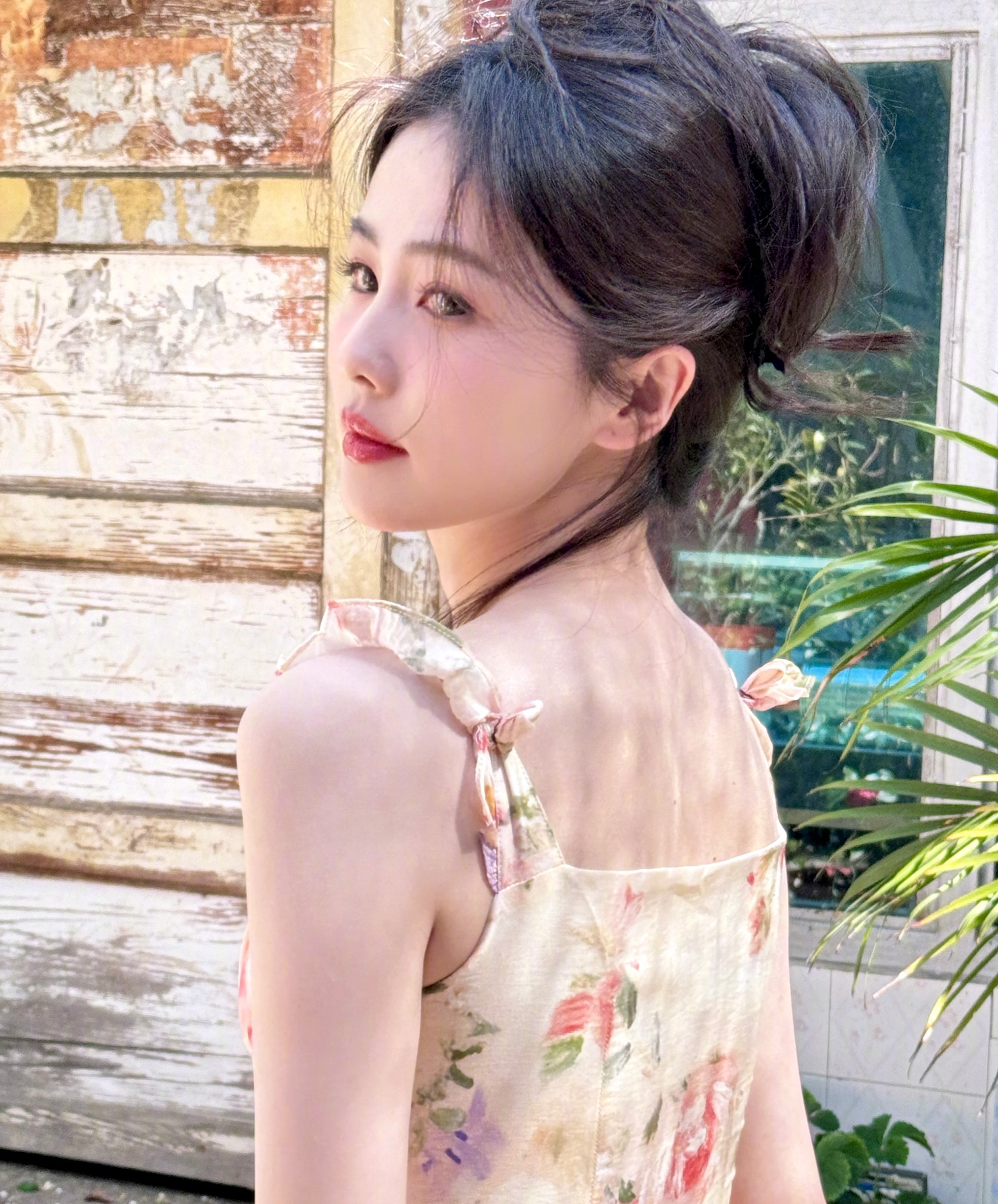 Bộ ảnh gây sốt của Bạch Lộc ảnh 2