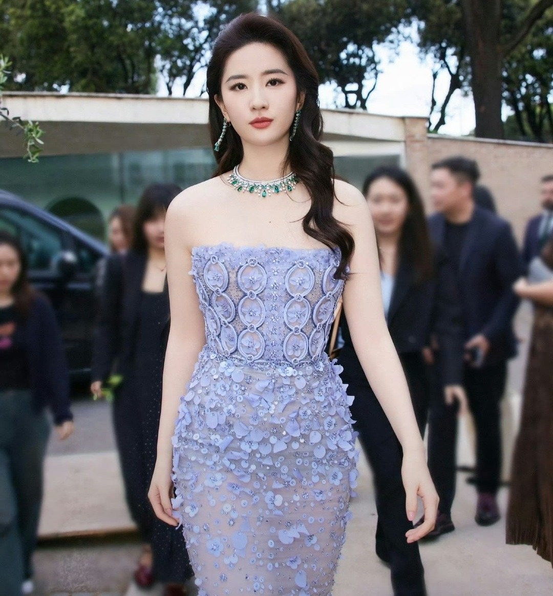 Lưu Diệc Phi sửa sai ảnh 9