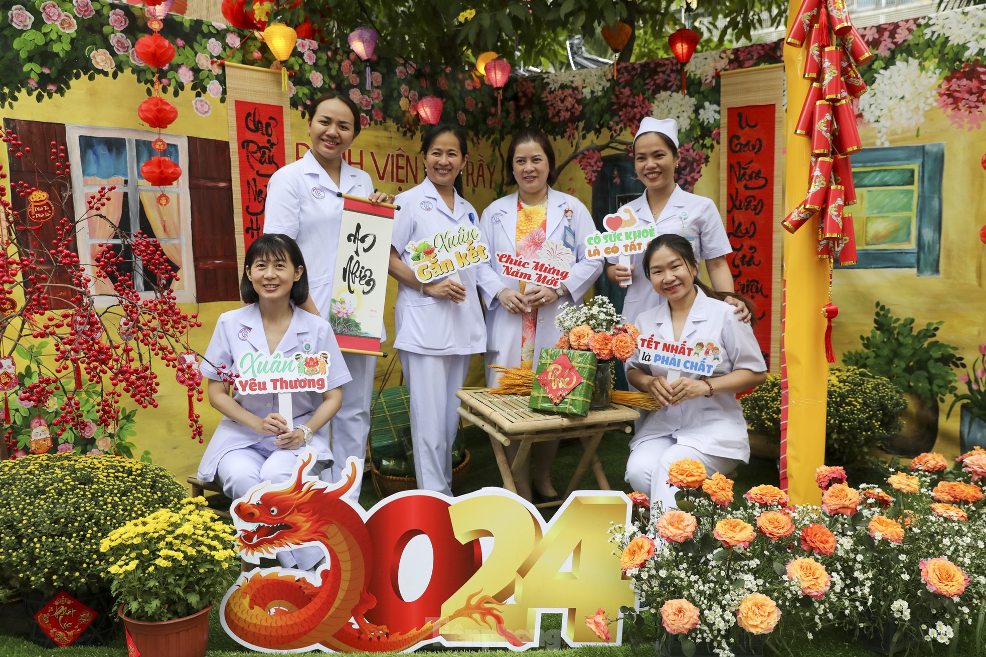 Bất ngờ với Đường hoa Tết dành cho bệnh nhân ở TPHCM ảnh 8
