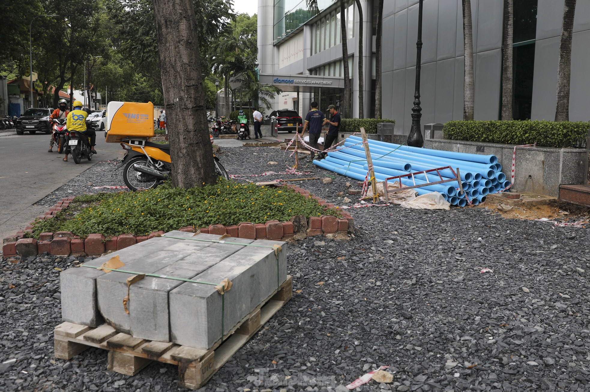 Vỉa hè trung tâm TPHCM đồng loạt chỉnh trang với kinh phí 220 tỷ đồng ảnh 8