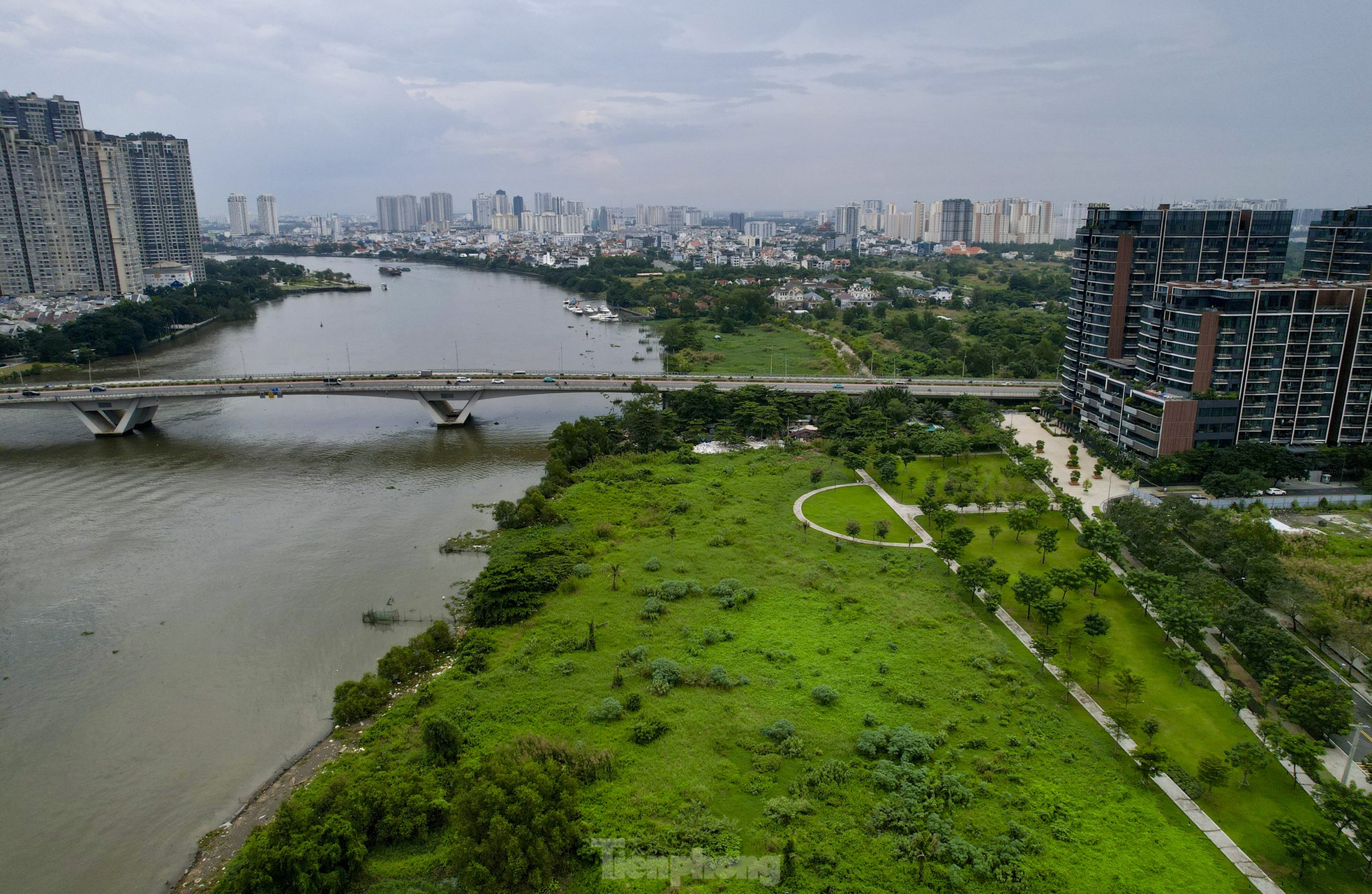 Dải công viên ven sông Sài Gòn sắp có 'áo mới' đón tết Ất tỵ 2025 ảnh 4