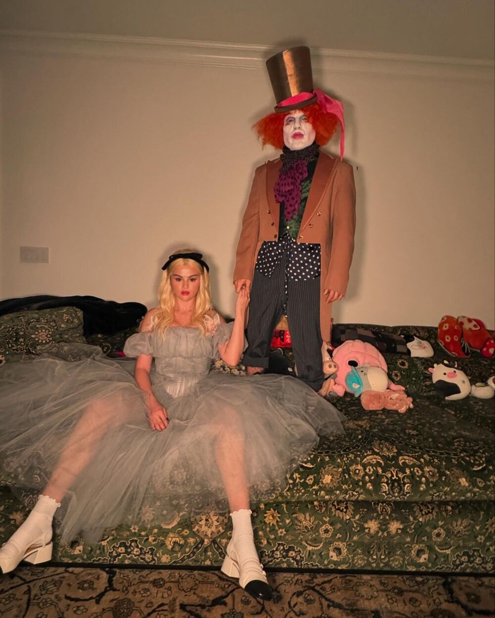 Dàn mỹ nhân "ồn" nhất mùa Halloween: Kylie Jenner, Mai Davika, Baifern cực bén ảnh 3