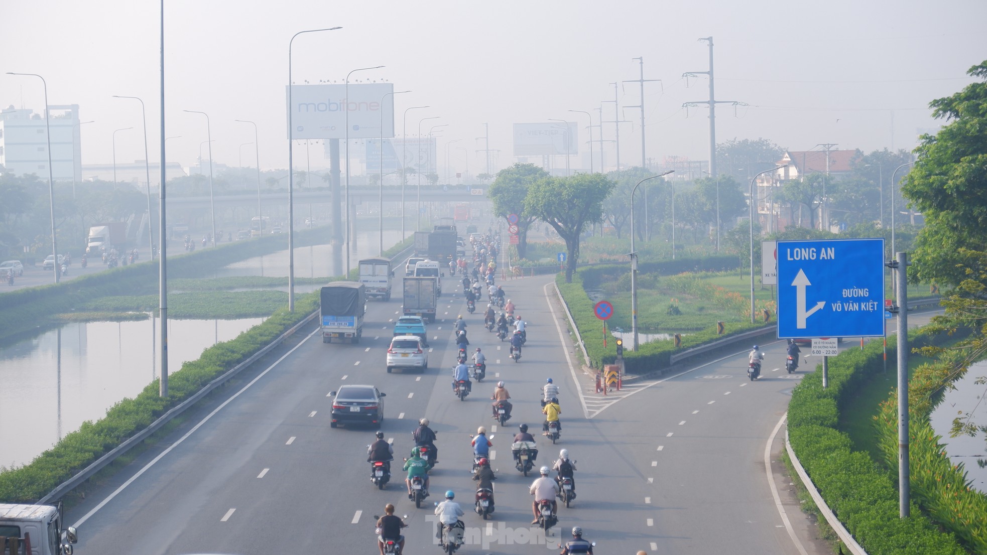 Sương mù kéo dài ở TPHCM không phải hình thế thời tiết nguy hiểm ảnh 6