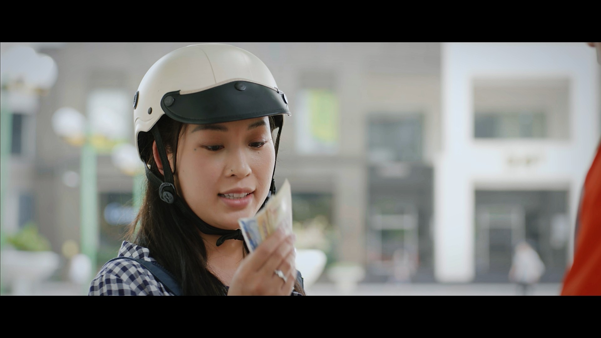 Diễm Hằng 'Nhật ký Vàng Anh' ở tuổi 35 ảnh 7