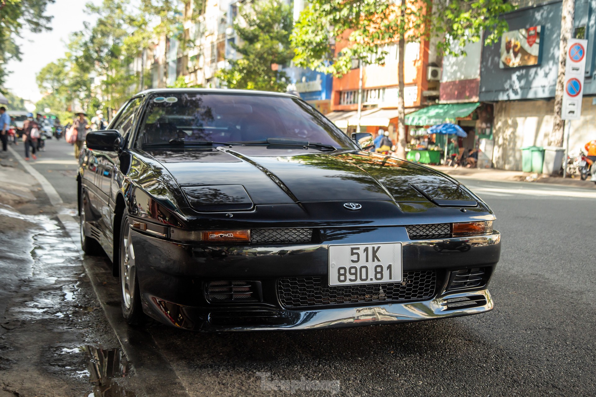 Mẫu xe hiếm Toyota Supra Mk III xuất hiện ở Sài Gòn