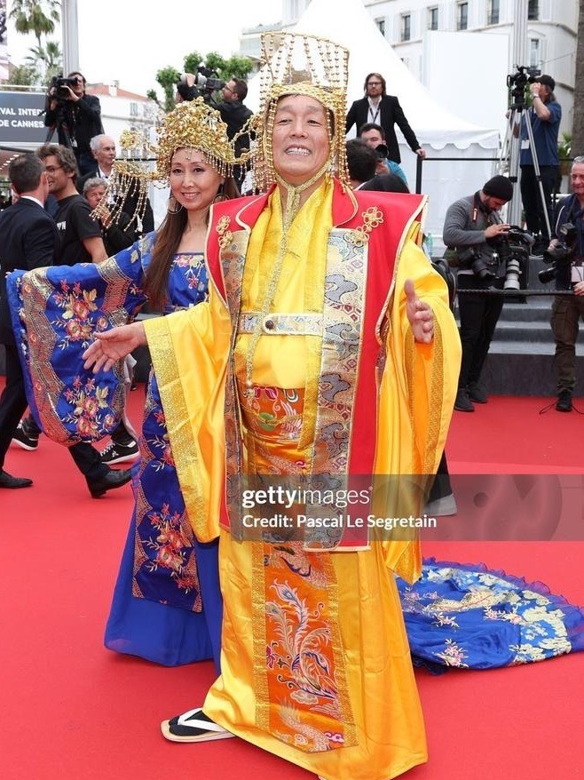 Vỗ tay 10 phút tại Cannes: Gây ức chế hơn cả người đẹp vô danh làm lố trên thảm đỏ ảnh 2
