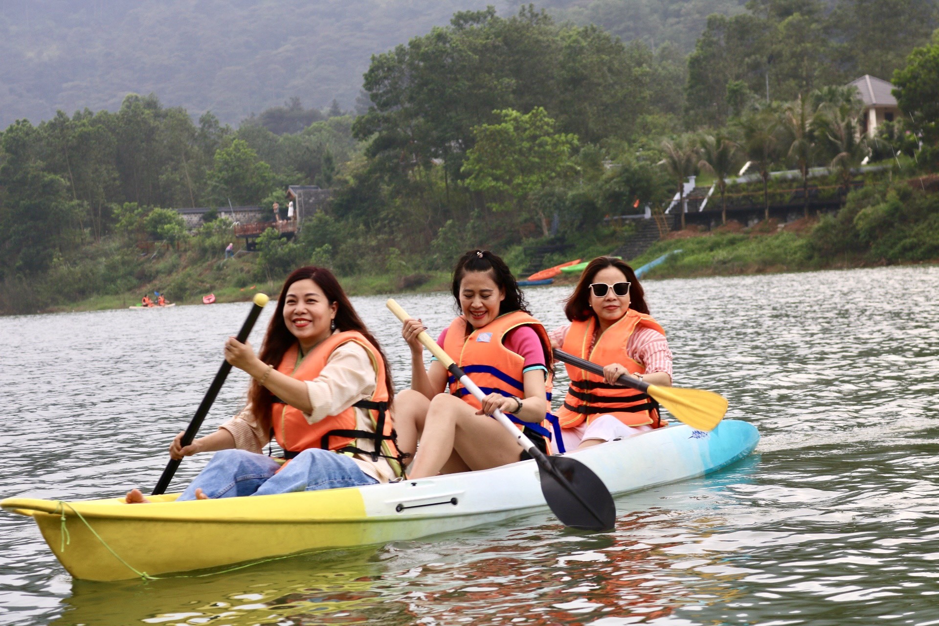'Hốt bạc' dịch vụ thuê thuyền dã ngoại ở ngoại ô Hà Nội ảnh 10