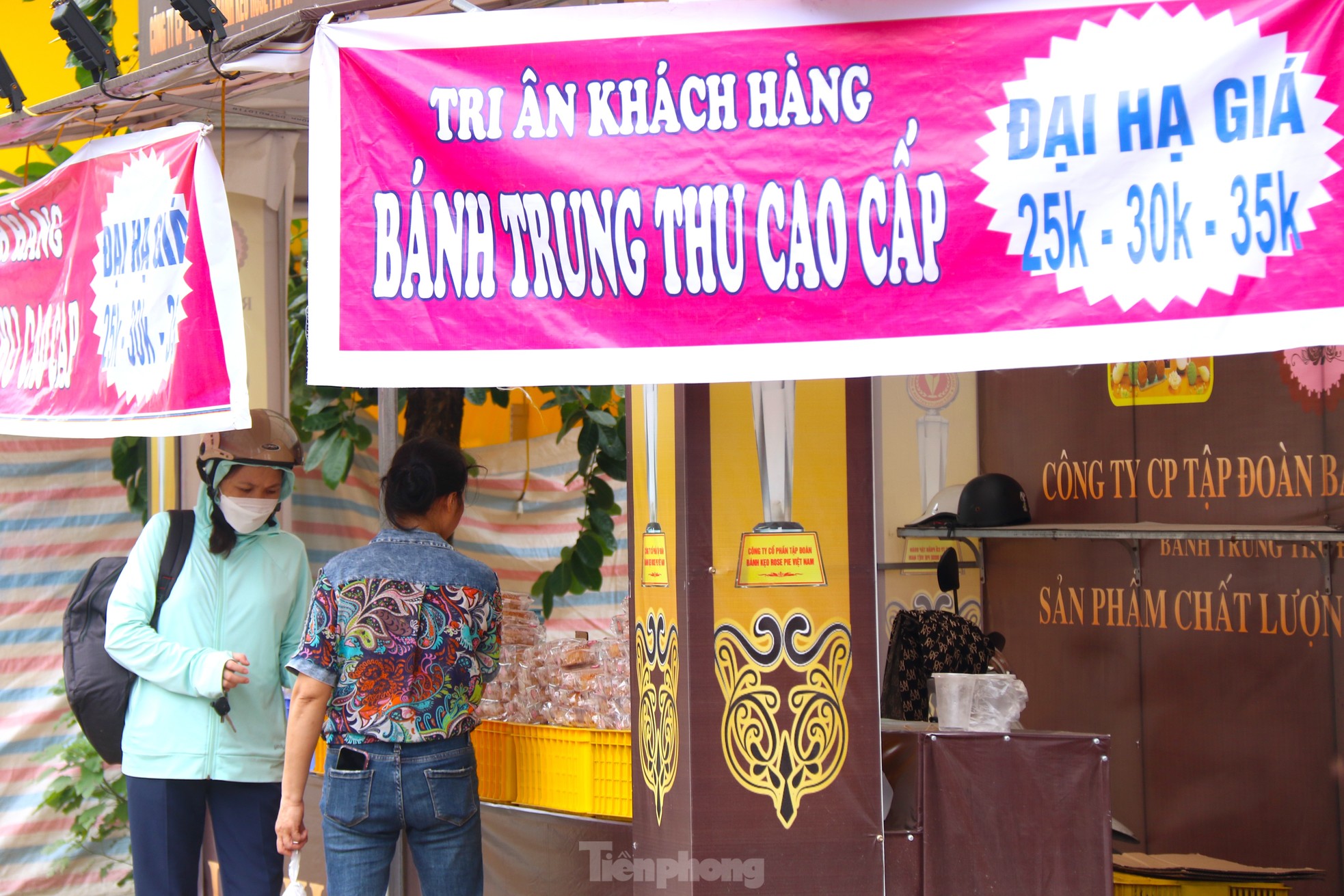 Hà Nội: Bánh trung thu đại hạ giá vẫn ế ảnh 8