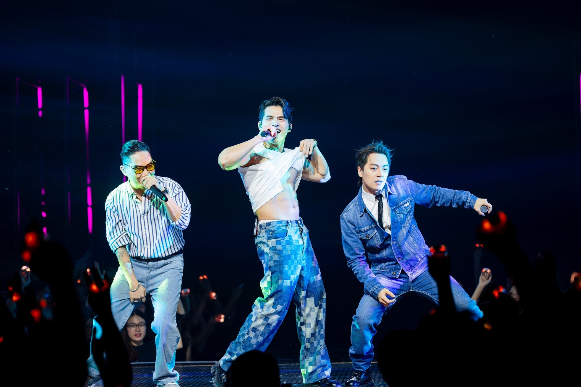 Sai lầm của show Anh trai ảnh 1