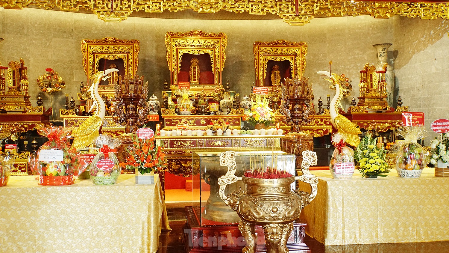 Đền thờ Vua Hùng tại Cần Thơ đông đúc trước ngày giỗ Tổ ảnh 4