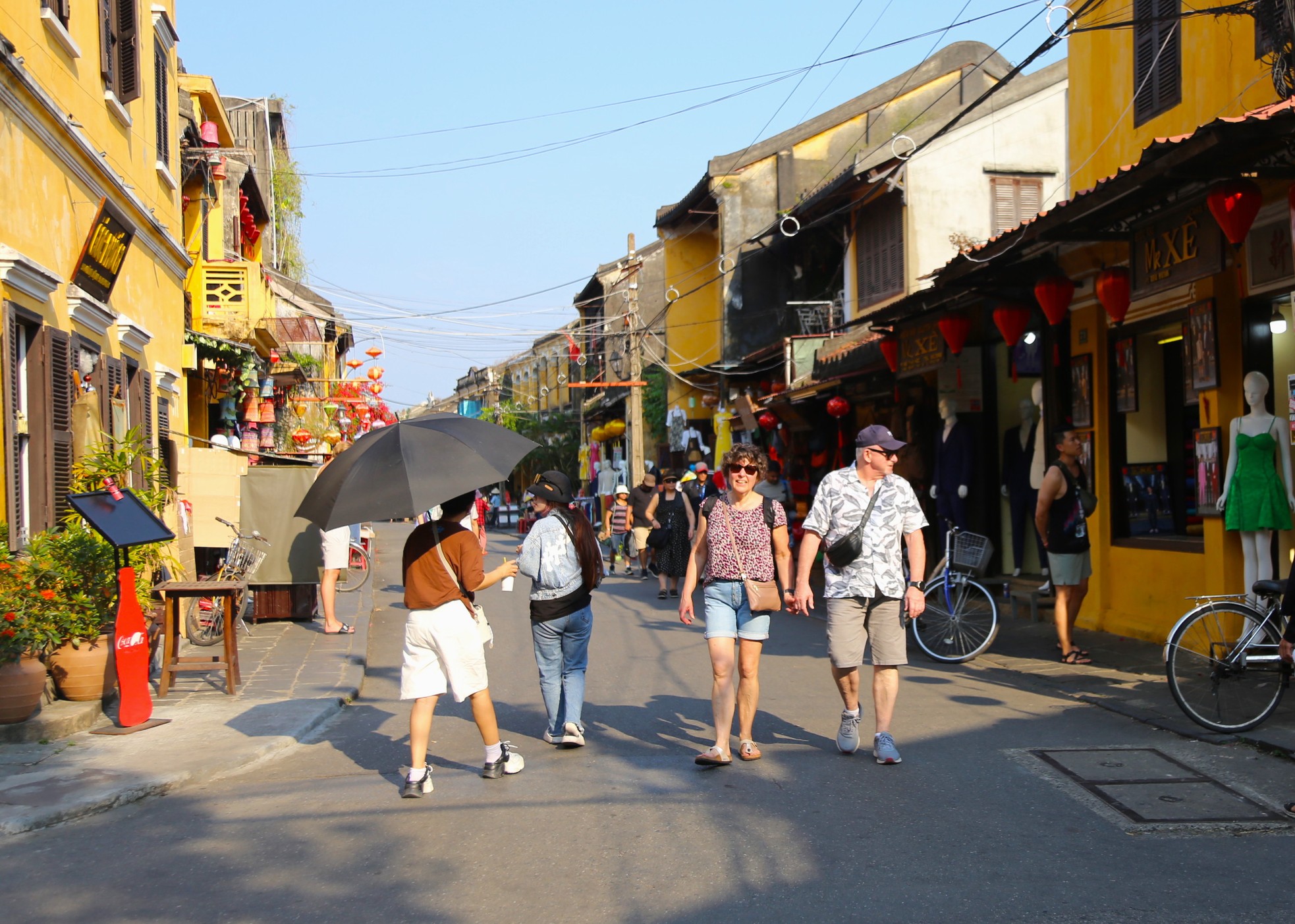 Du khách mê mẩn check-in Hội An lúc ráng chiều ảnh 8