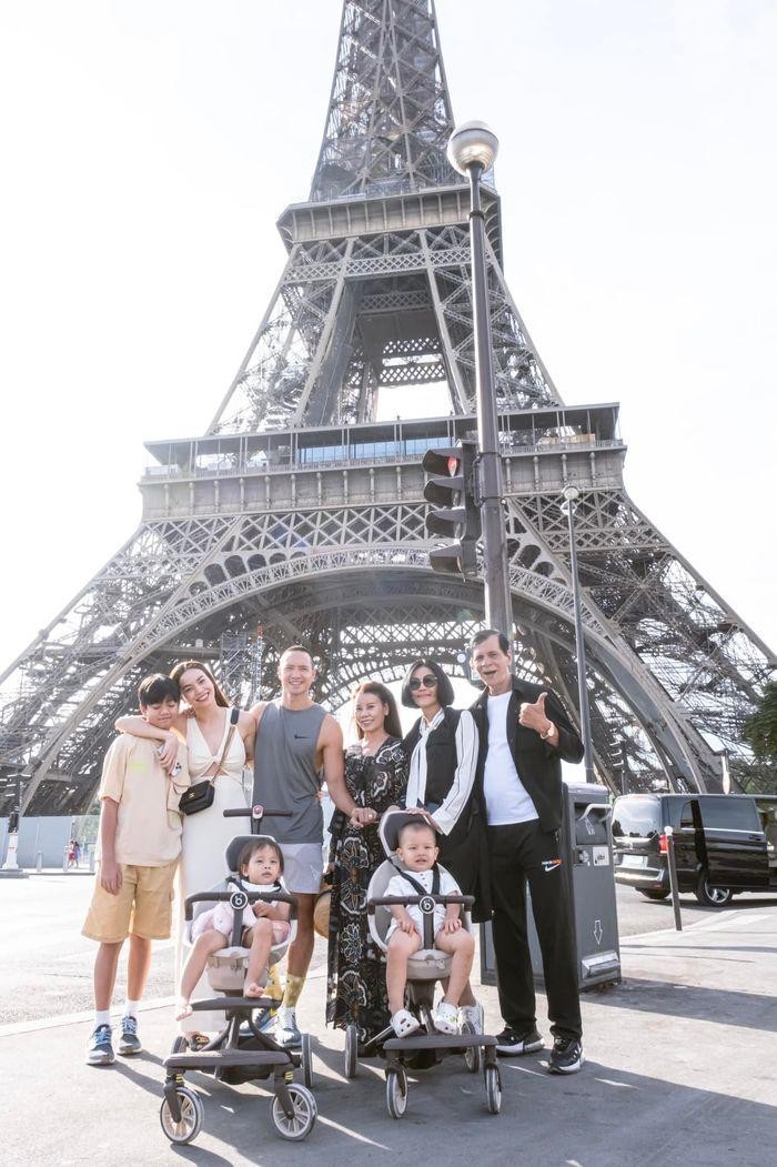 Gia đình Hồ Ngọc Hà, Mạnh Trường và loạt sao Việt cùng chọn châu Âu để du lịch hè này ảnh 19