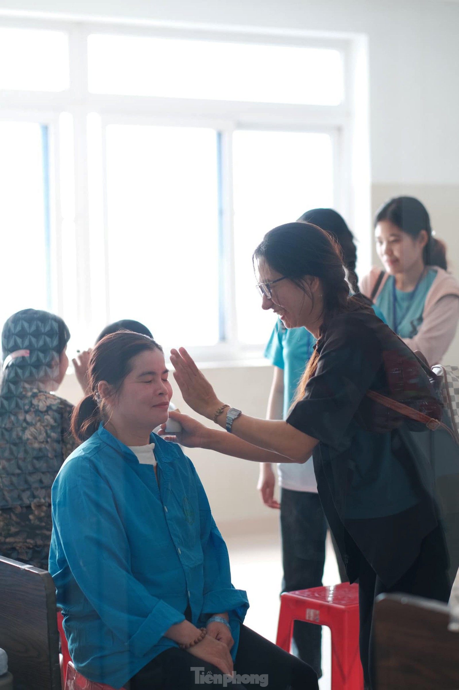 Lễ hội áo dài có một không hai trong bệnh viện Ung bướu ảnh 9