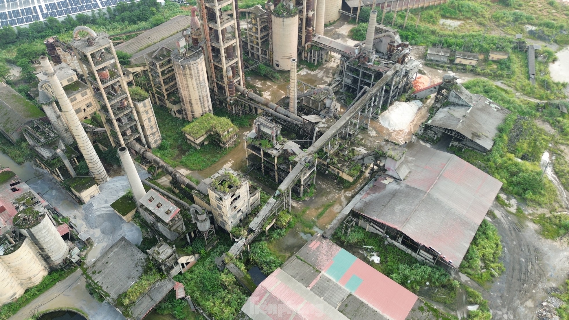 Cảnh xuống cấp của Nhà máy xi măng Hữu Nghị sau tuyên bố phá sản ảnh 12