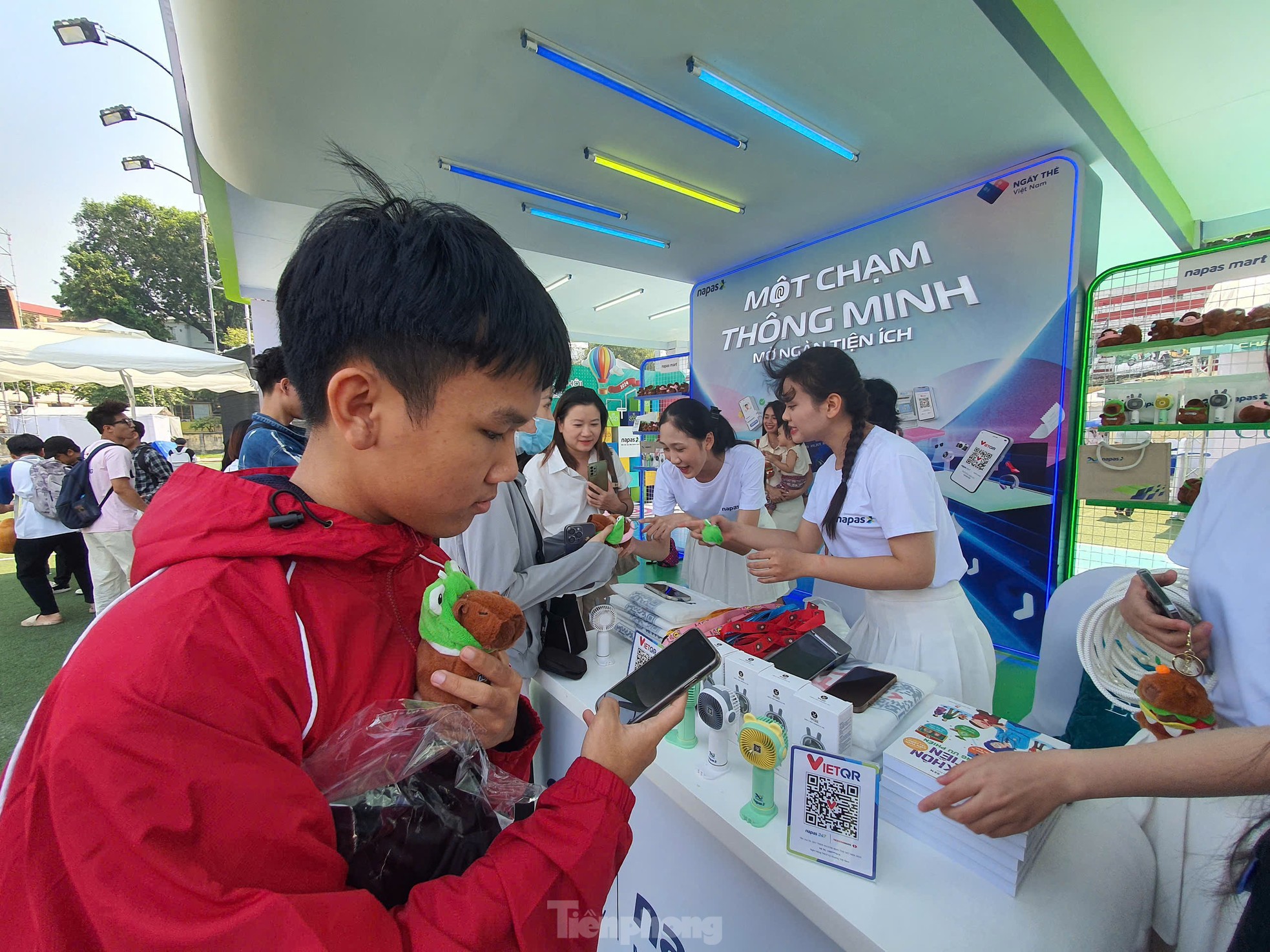 'Phát sốt' với Mascot trước giờ khai mạc Ngày Thẻ Việt Nam 2024 - Sóng Festival ảnh 7