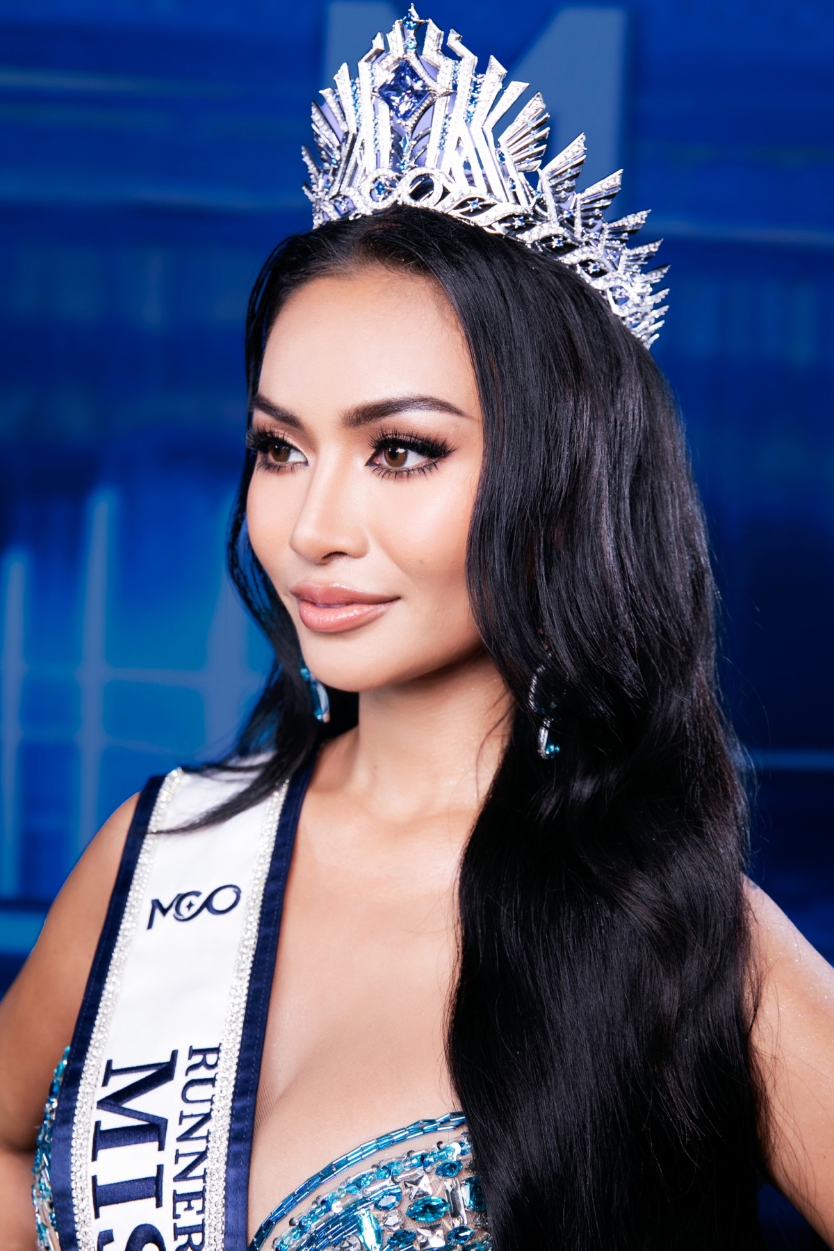 Ngắm cận cảnh nhan sắc Top 2 Miss Cosmo 2024 giây phút hậu đăng quang ảnh 8