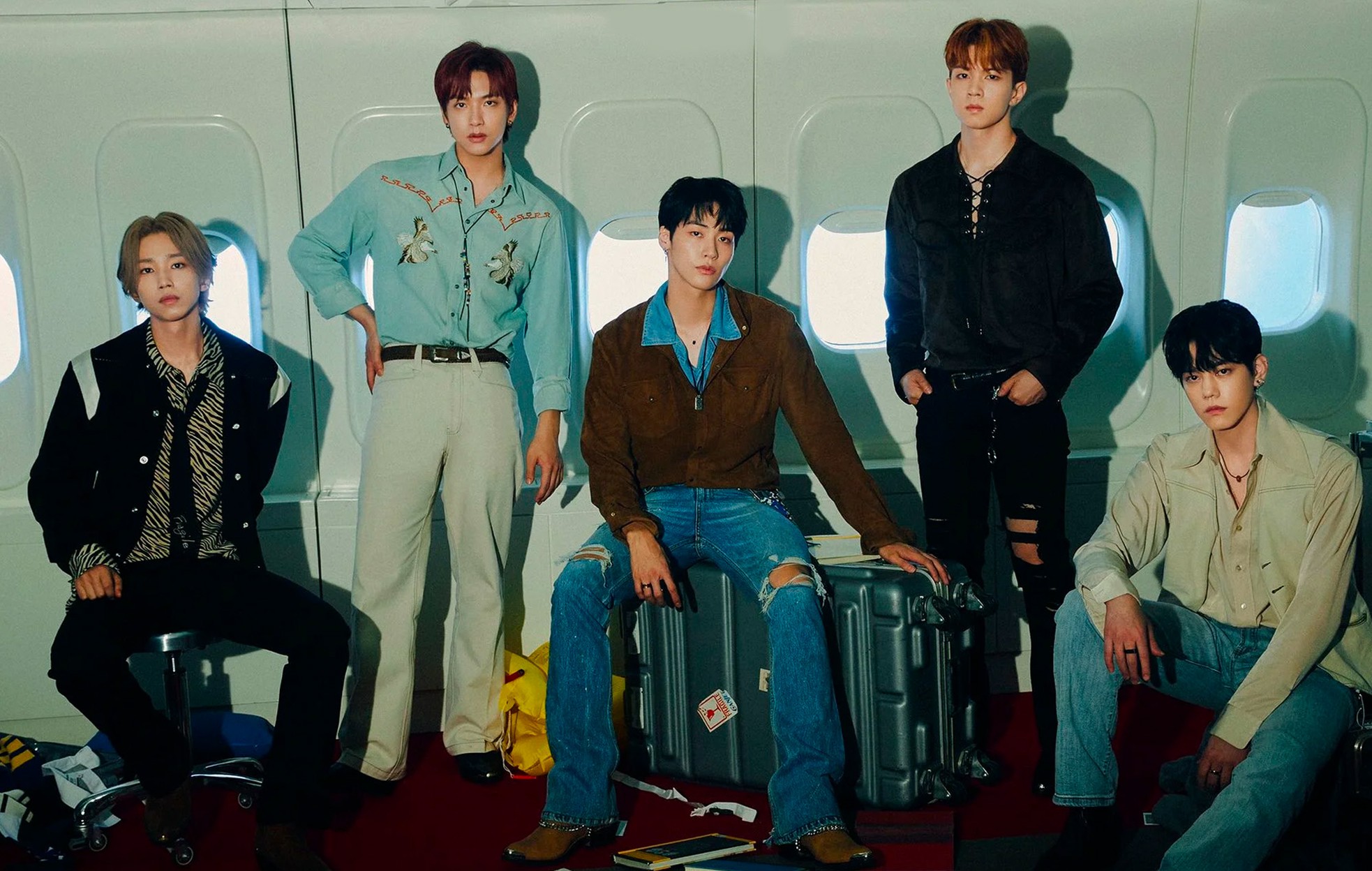 Lovely Runner: "In tư" xịn đét của Eclipse - boyband được cổ vũ debut ...