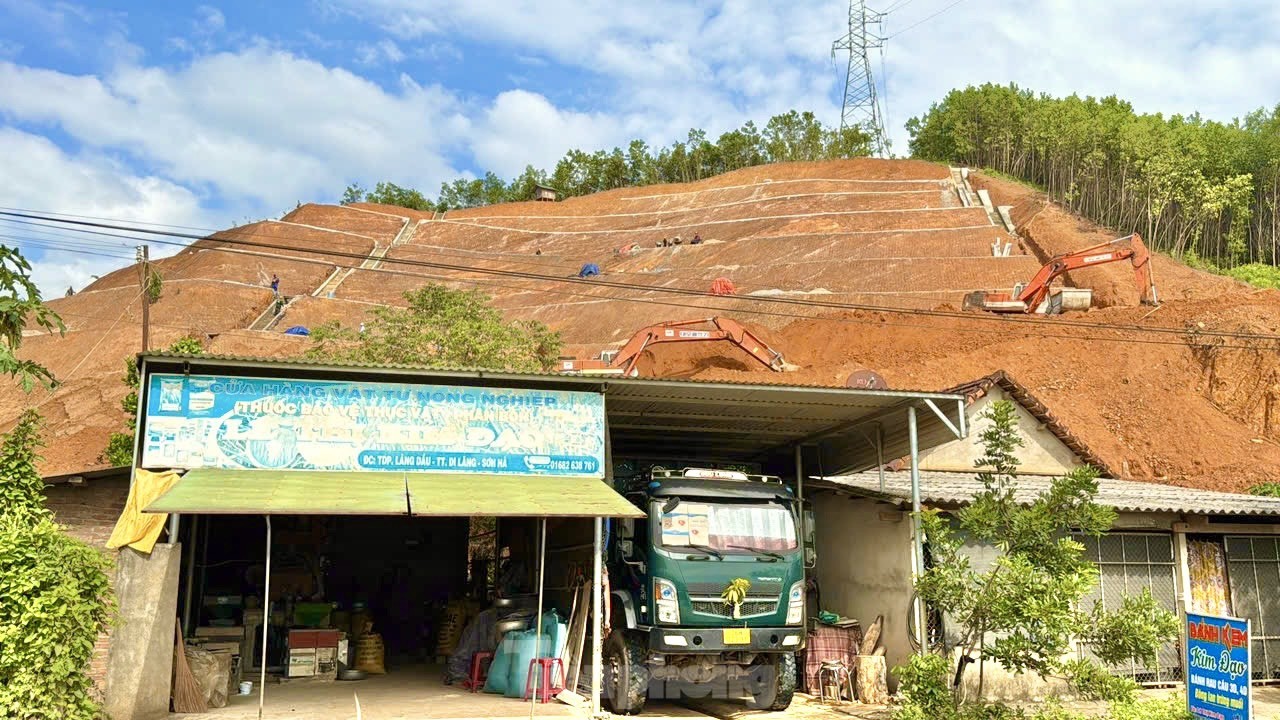 Cận cảnh khu vực ở Quảng Ngãi được huyện chi 17 tỉ chống sạt lở cho… 5 hộ dân? ảnh 16