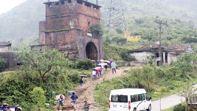 Hải Vân Quan 'khoác áo mới' ngày đầu đón khách sau hơn 2 năm đóng cửa ảnh 2