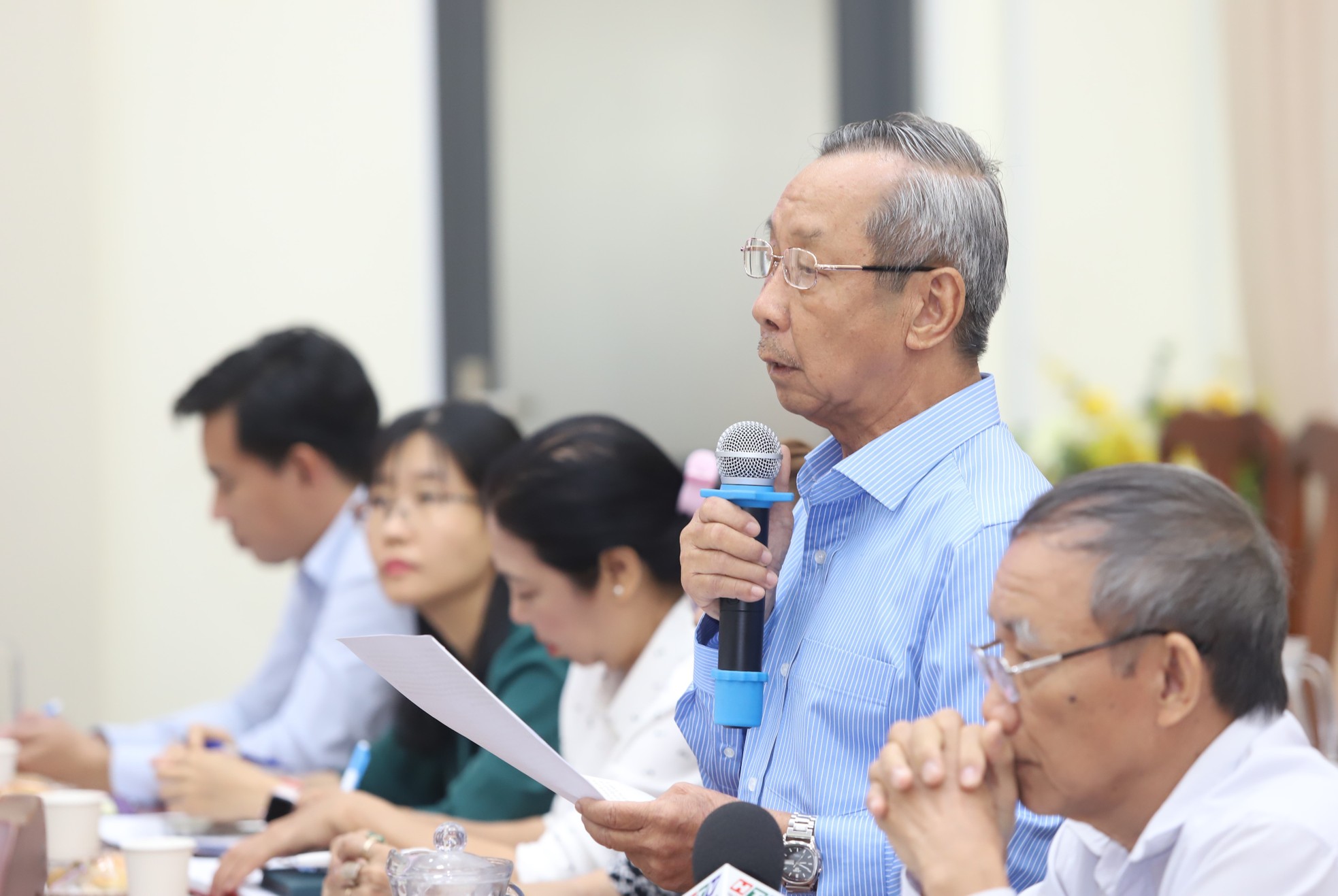 Mệt mỏi kiếm tìm cán bộ ở chung cư cao cấp ảnh 1