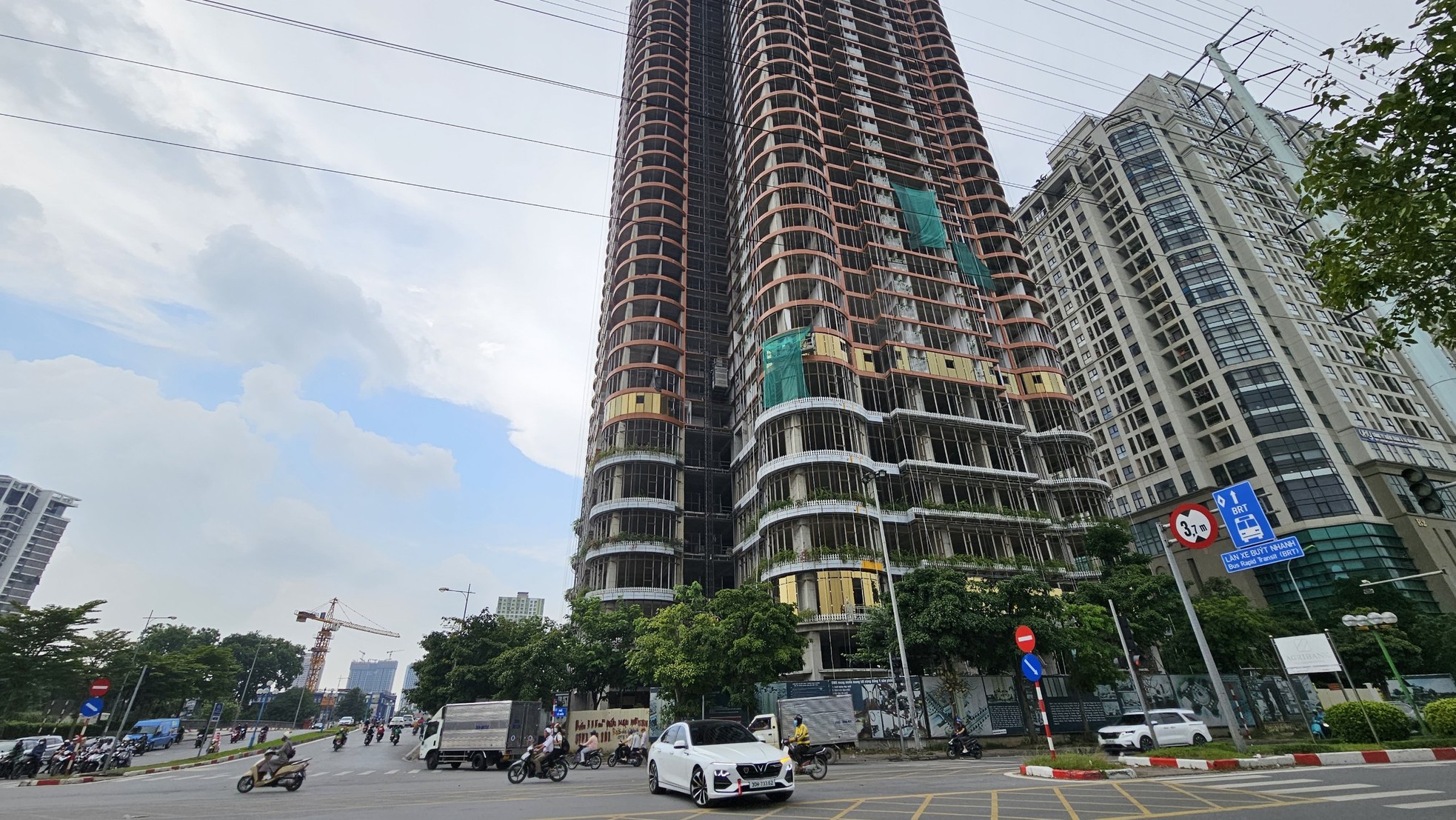 Cao ốc QMS Top Tower 45 tầng 'đắp chiếu' nhiều năm bất ngờ chào bán căn hộ ảnh 13