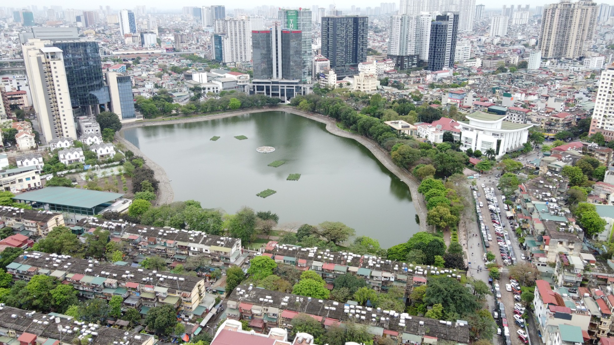 Loạt dự án bãi xe Hà Nội quây tôn bất động, đất dự án thành bãi xe ‘lậu’ ảnh 15