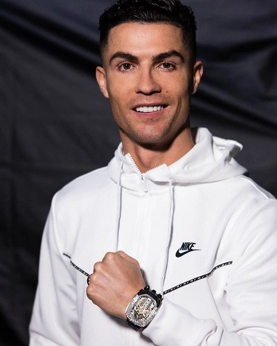 Bộ sưu tập đồng hồ kim cương xa xỉ của Cristiano Ronaldo ảnh 3