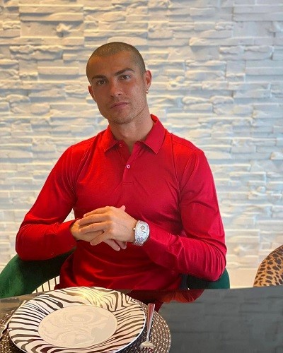 Bộ sưu tập đồng hồ kim cương xa xỉ của Cristiano Ronaldo ảnh 11