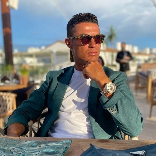 Bộ sưu tập đồng hồ kim cương xa xỉ của Cristiano Ronaldo ảnh 13
