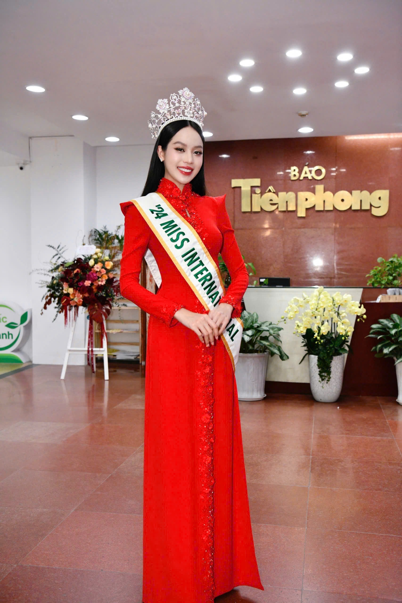 Tổng Biên tập báo Tiền Phong: 'Thanh Thủy là tấm gương cho thí sinh Hoa hậu Việt Nam sắp tới' ảnh 6