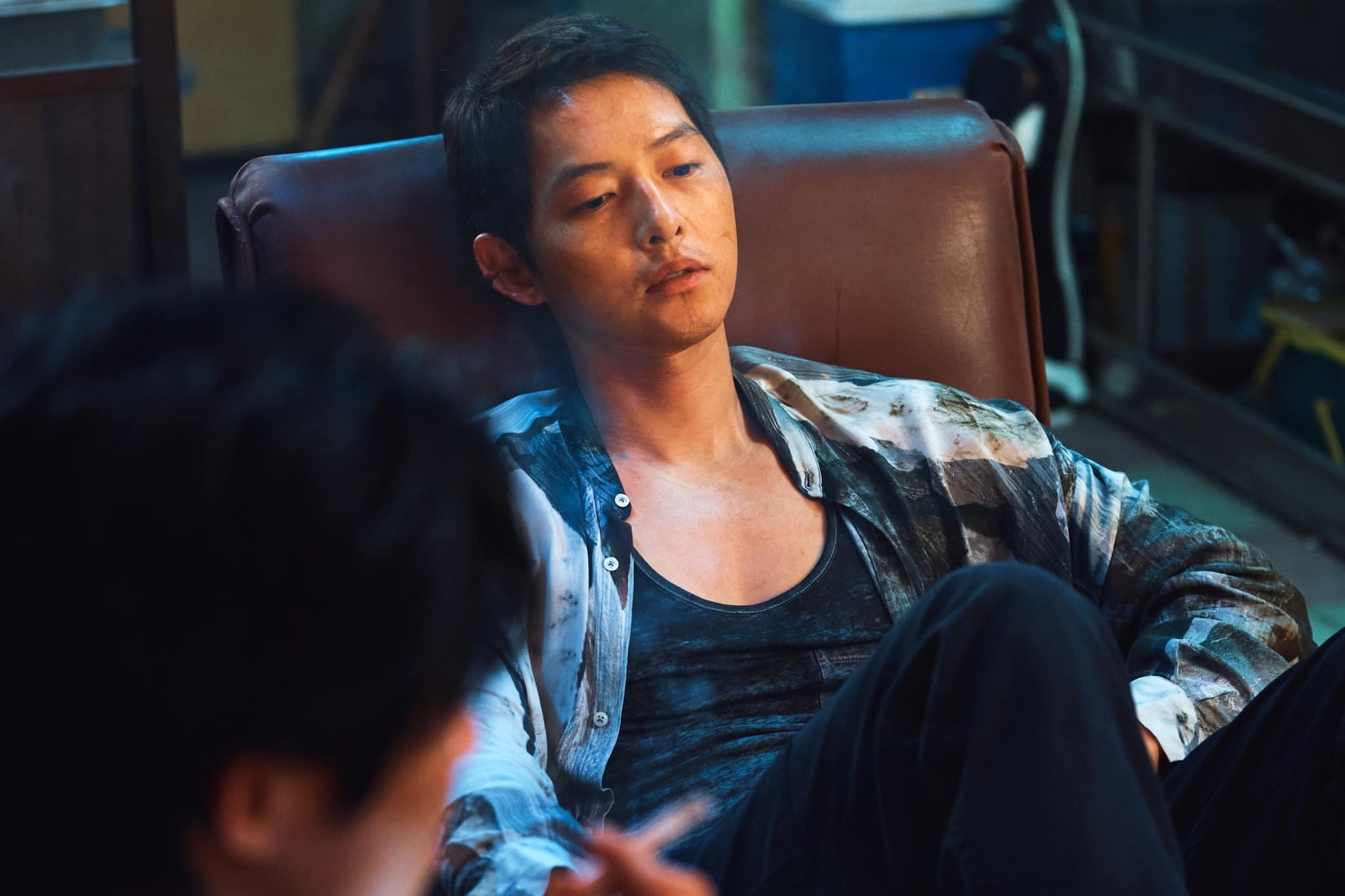 Song Joong Ki khóc vì phim không ai xem ảnh 4