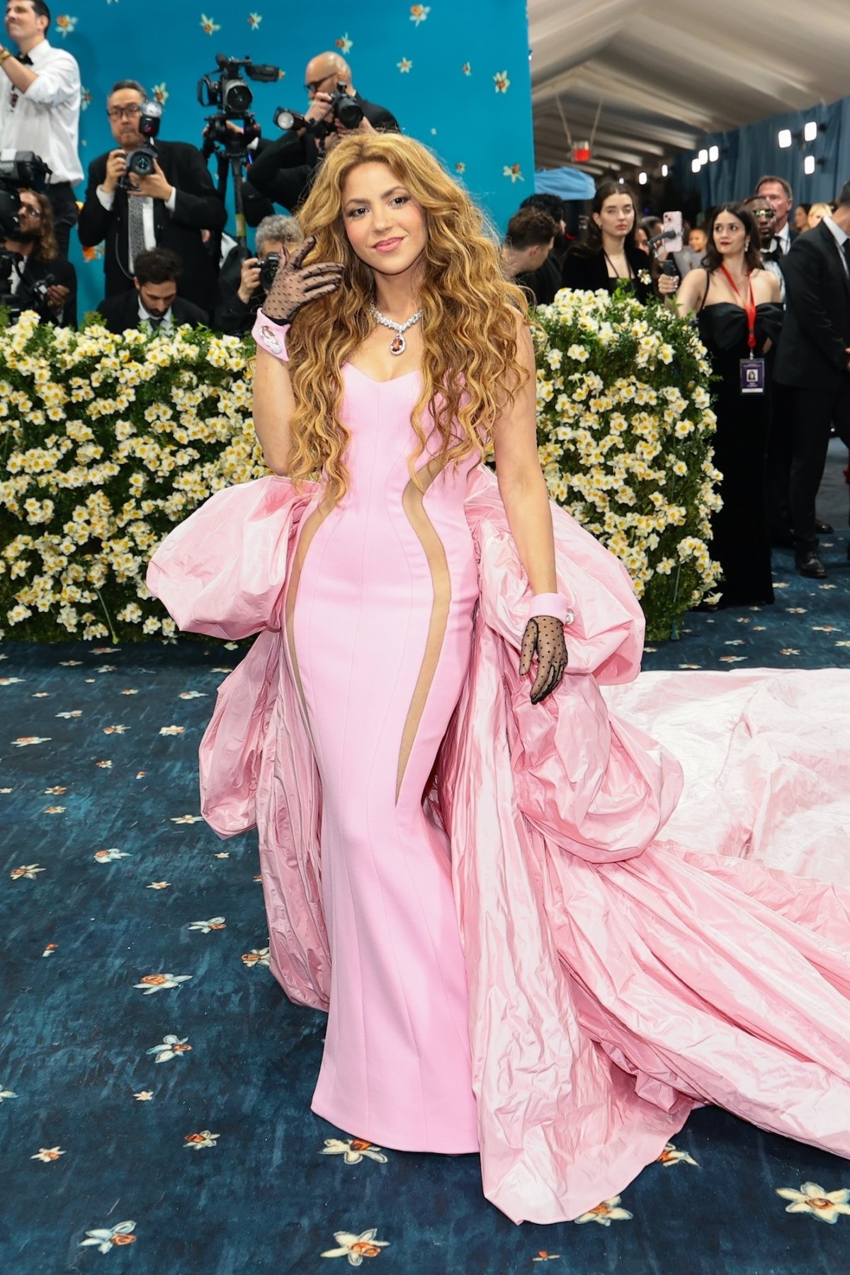 Lisa (BlackPink) vào danh sách mặc xấu nhất Met Gala 2025 ảnh 6