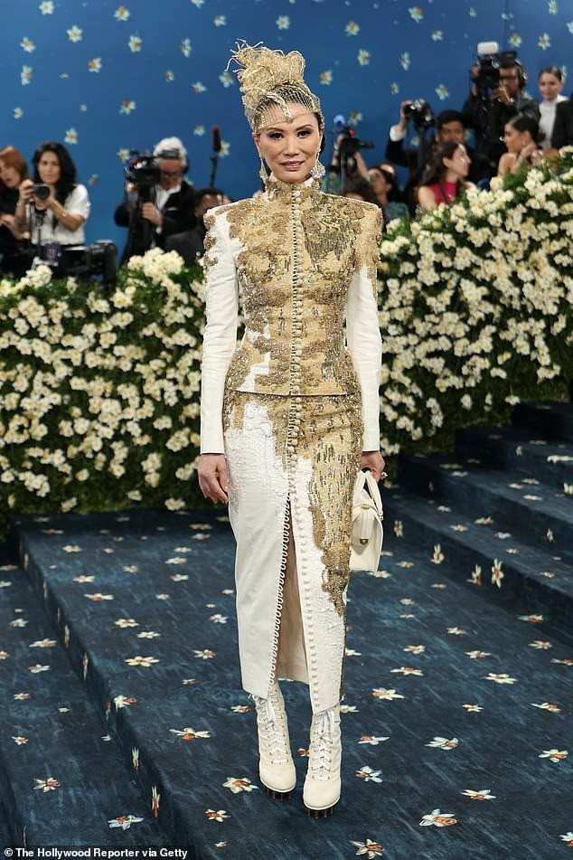 Lisa (BlackPink) vào danh sách mặc xấu nhất Met Gala 2025 ảnh 11
