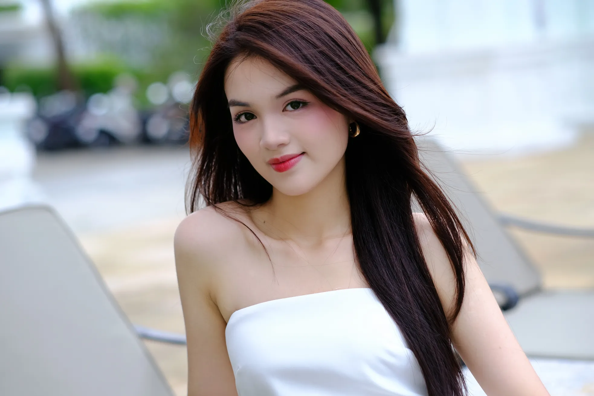 Những thí sinh đầu tiên của Hoa hậu Việt Nam đổ bộ Thành phố Huế ảnh 8