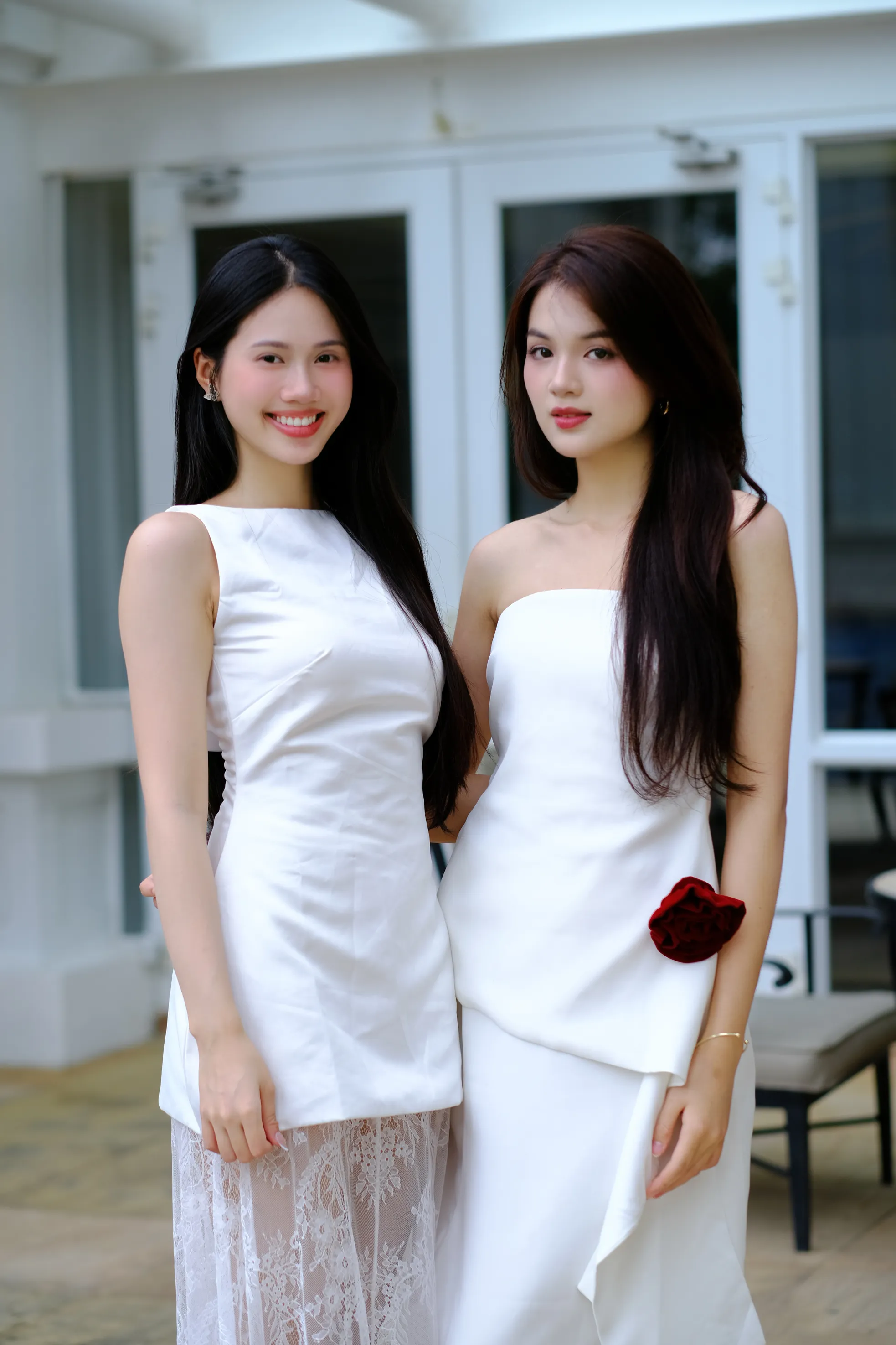 Những thí sinh đầu tiên của Hoa hậu Việt Nam đổ bộ Thành phố Huế ảnh 1