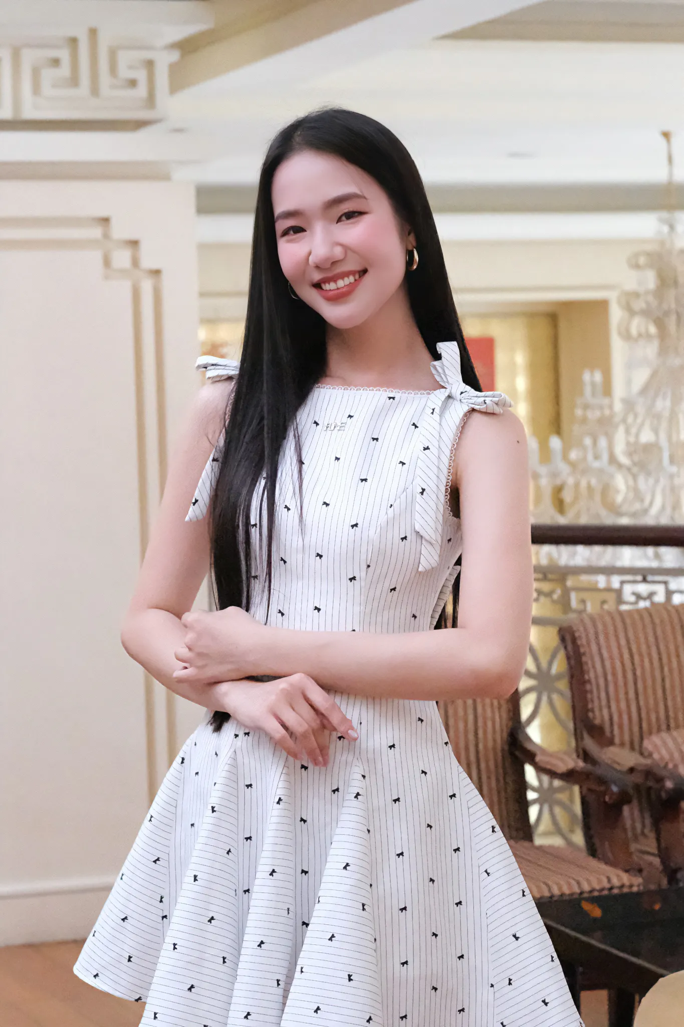 Những thí sinh đầu tiên của Hoa hậu Việt Nam đổ bộ Thành phố Huế ảnh 16