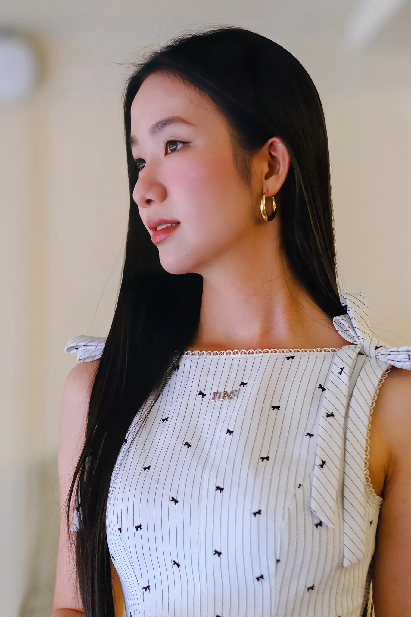 Những thí sinh đầu tiên của Hoa hậu Việt Nam đổ bộ Thành phố Huế ảnh 17