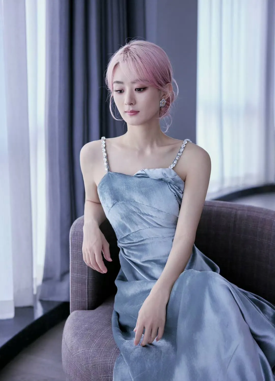 Triệu Lệ Dĩnh lao đao ảnh 1