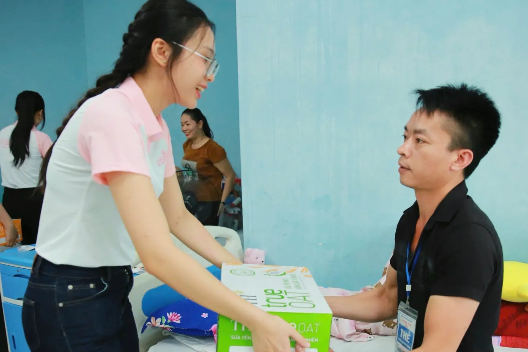 25 thí sinh Hoa hậu Việt Nam lan tỏa yêu thương đến bệnh nhi ung thư ảnh 11