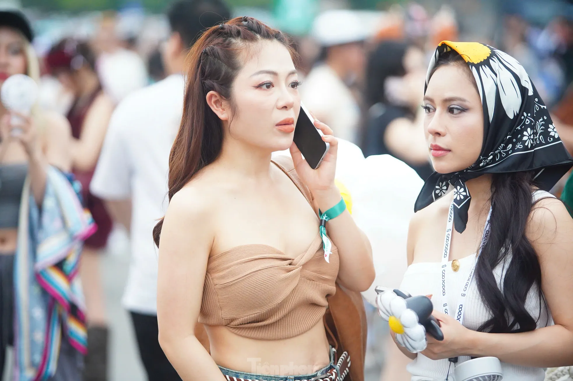 Biển người đổ về sân Mỹ Đình ảnh 12