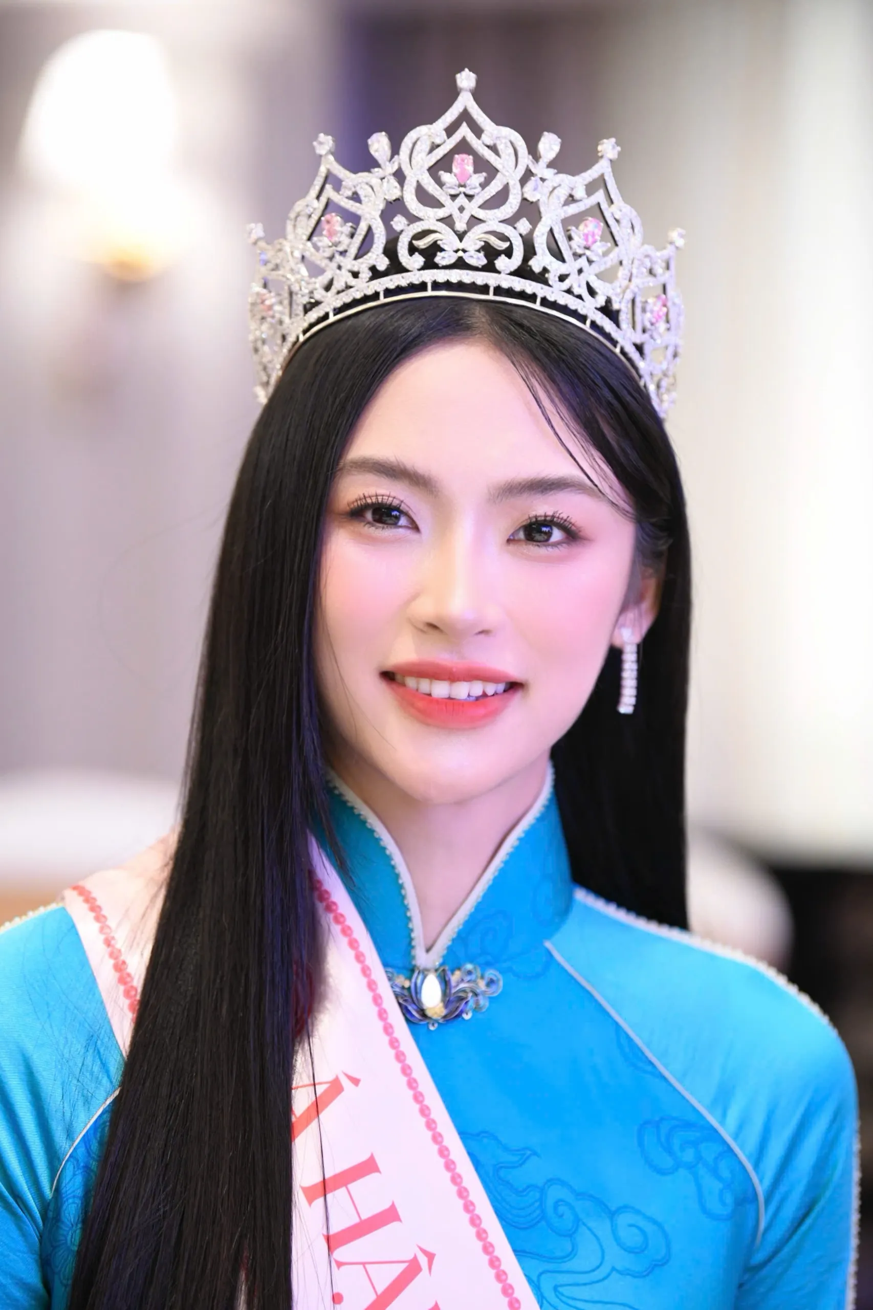Nhan sắc được ví như ‘bạch nguyệt quang’ của Á hậu 2 Vân Nhi ảnh 5