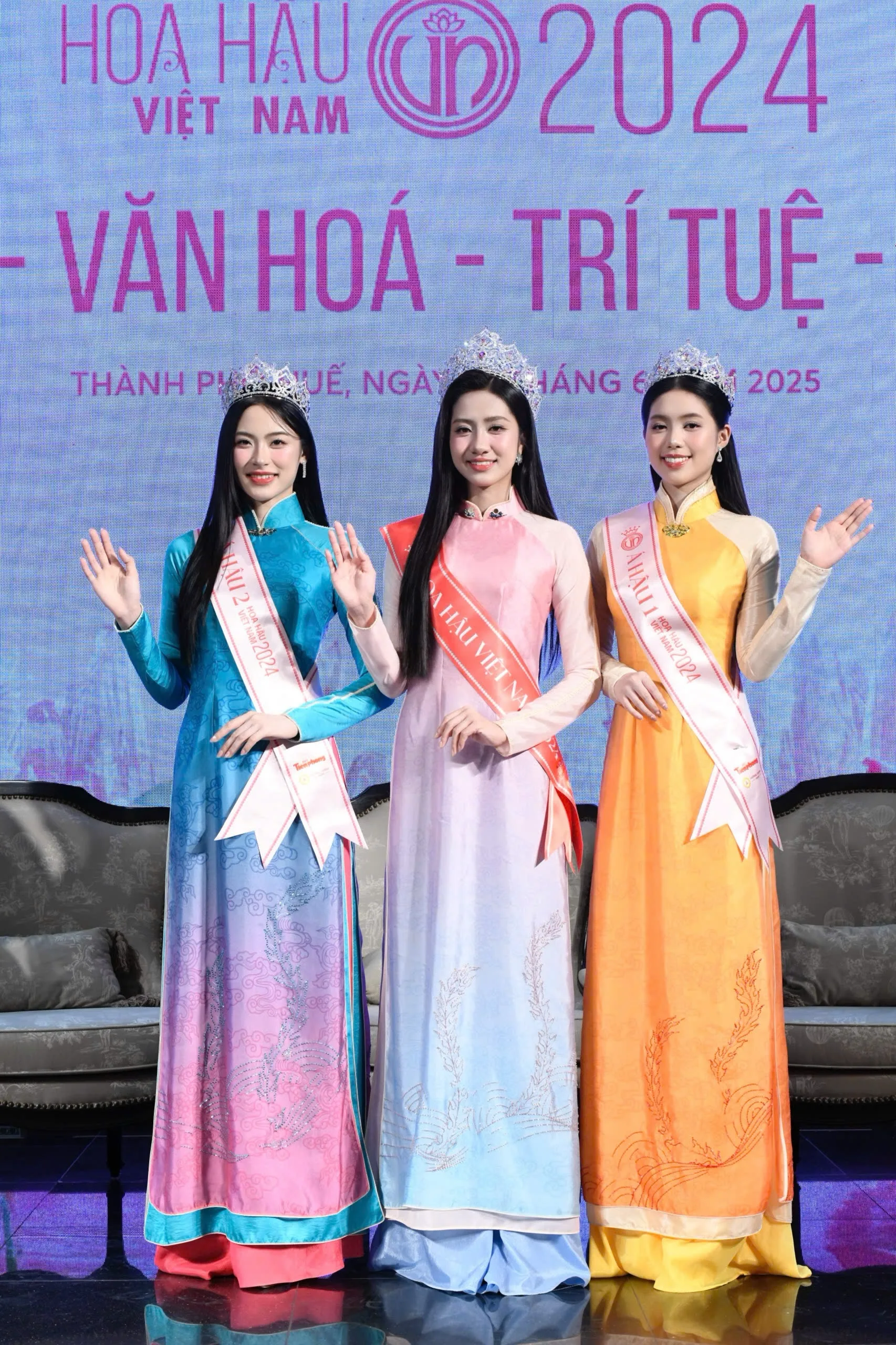 Nhan sắc được ví như ‘bạch nguyệt quang’ của Á hậu 2 Vân Nhi ảnh 1