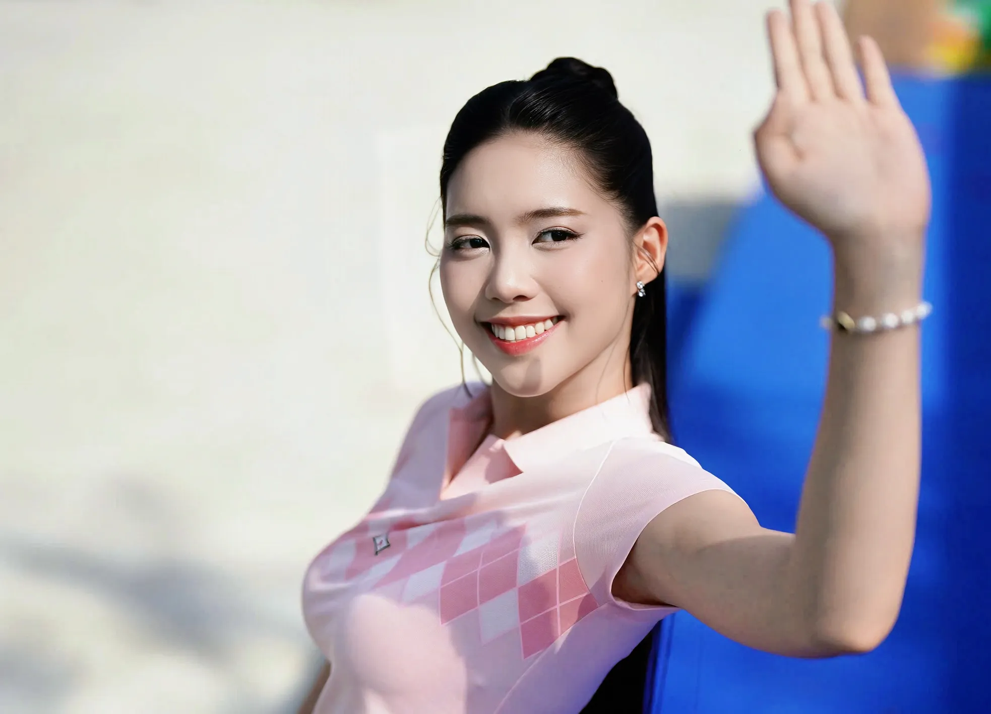 Nụ cười tỏa nắng của Á hậu Châu Anh trên sân Pickleball ảnh 3
