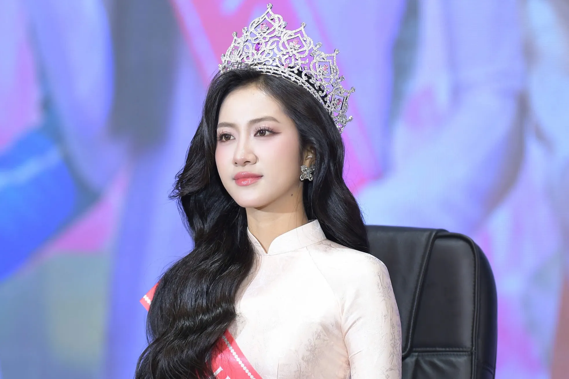 Hoa hậu Hà Trúc Linh gây sốt vì đẹp nguyên bản ảnh 5